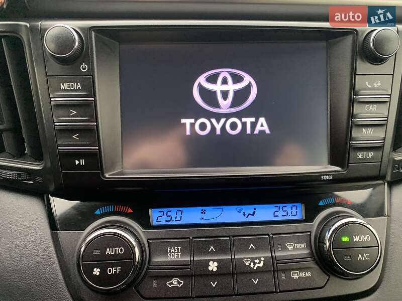 Позашляховик / Кросовер Toyota RAV4 2016 в Києві фото 68 Позашляховик / Кросовер Toyota RAV4 2016 в Києві