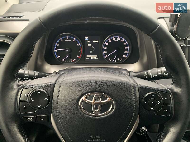 Позашляховик / Кросовер Toyota RAV4 2016 в Києві фото 57 Позашляховик / Кросовер Toyota RAV4 2016 в Києві