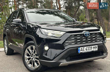 Внедорожник / Кроссовер Toyota RAV4 2024 в Киеве