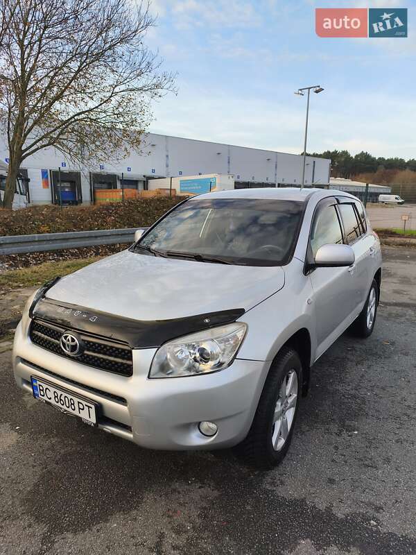 Toyota RAV4 2008