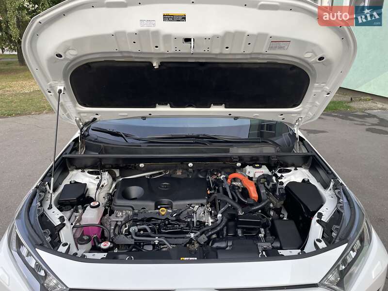 Внедорожник / Кроссовер Toyota RAV4 2022 в Виннице