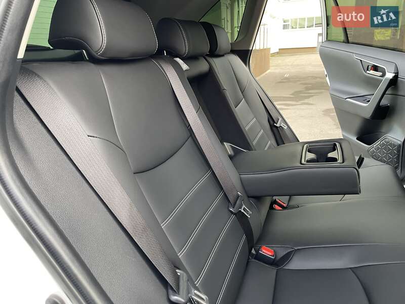Внедорожник / Кроссовер Toyota RAV4 2022 в Виннице