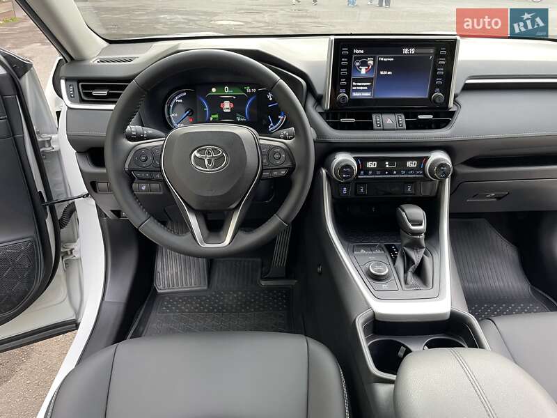 Внедорожник / Кроссовер Toyota RAV4 2022 в Виннице