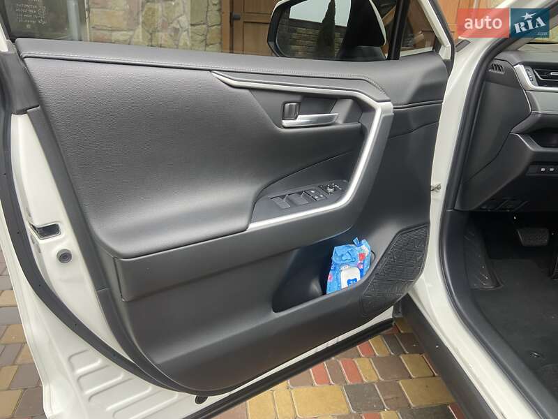 Внедорожник / Кроссовер Toyota RAV4 2019 в Хмельницком фото 42 Внедорожник / Кроссовер Toyota RAV4 2019 в Хмельницком