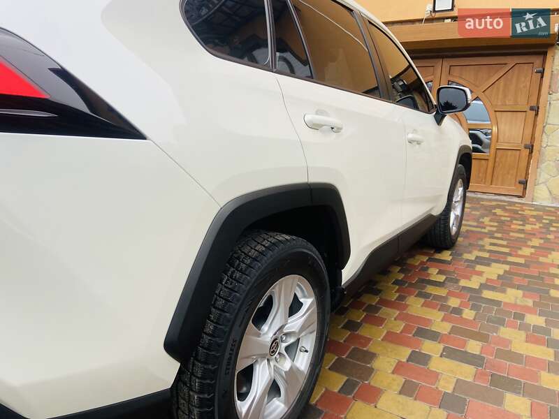 Внедорожник / Кроссовер Toyota RAV4 2019 в Хмельницком фото 10 Внедорожник / Кроссовер Toyota RAV4 2019 в Хмельницком