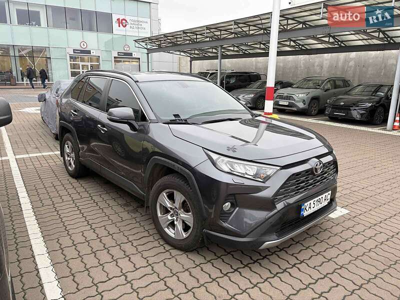 Toyota RAV4 2019