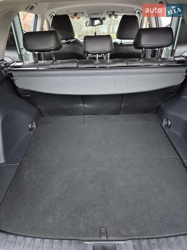 Внедорожник / Кроссовер Toyota RAV4 2023 в Ильинцах