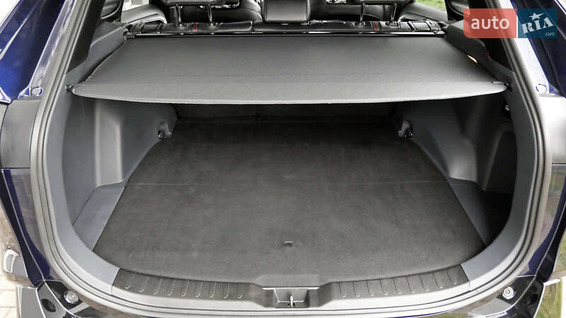 Позашляховик / Кросовер Toyota RAV4 2020 в Львові