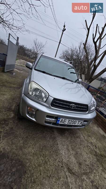 Позашляховик / Кросовер Toyota RAV4 2003 в Дніпрі