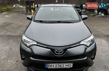 Внедорожник / Кроссовер Toyota RAV4 2017 в Киеве