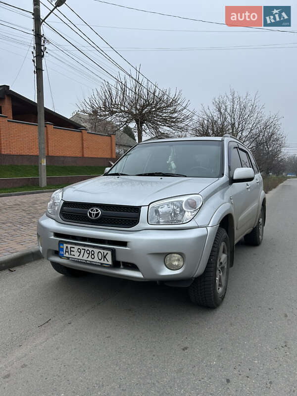 Toyota RAV4 2004