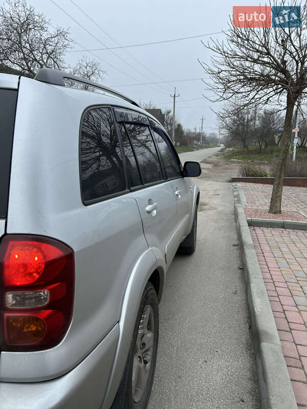 Позашляховик / Кросовер Toyota RAV4 2004 в Дніпрі фото 6 Позашляховик / Кросовер Toyota RAV4 2004 в Дніпрі