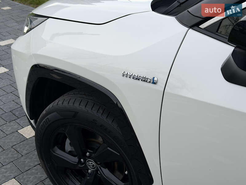 Внедорожник / Кроссовер Toyota RAV4 2020 в Ужгороде фото 16 Внедорожник / Кроссовер Toyota RAV4 2020 в Ужгороде