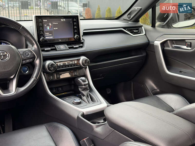 Внедорожник / Кроссовер Toyota RAV4 2020 в Ужгороде фото 40 Внедорожник / Кроссовер Toyota RAV4 2020 в Ужгороде