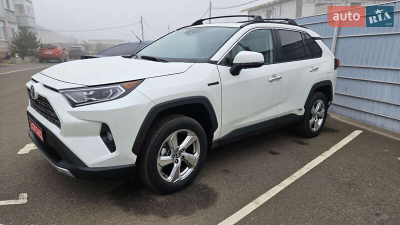 Позашляховик / Кросовер Toyota RAV4 2020 в Одесі фото 2 Позашляховик / Кросовер Toyota RAV4 2020 в Одесі