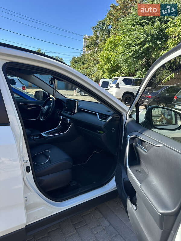 Позашляховик / Кросовер Toyota RAV4 2022 в Одесі фото 7 Позашляховик / Кросовер Toyota RAV4 2022 в Одесі