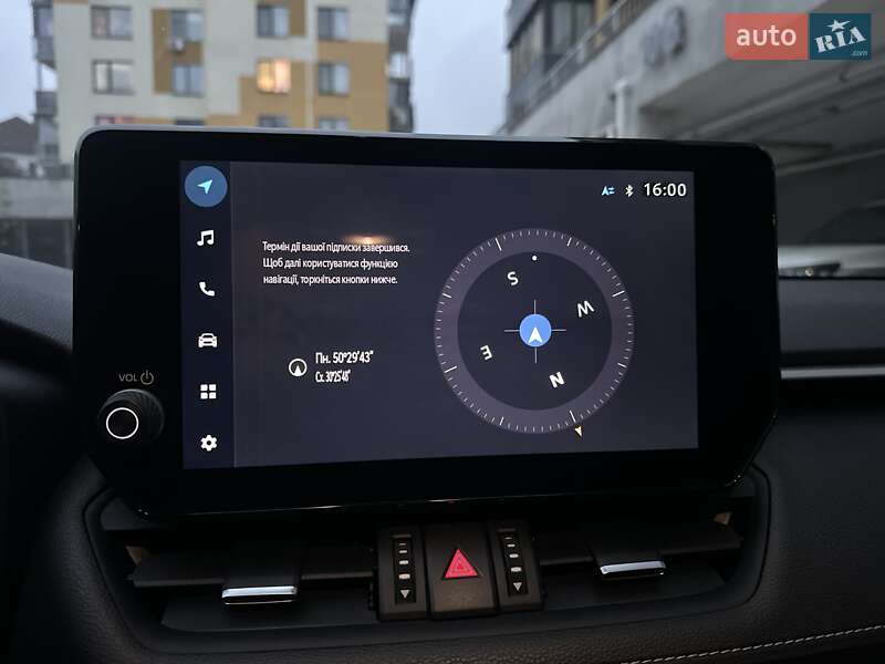 Внедорожник / Кроссовер Toyota RAV4 2023 в Киеве