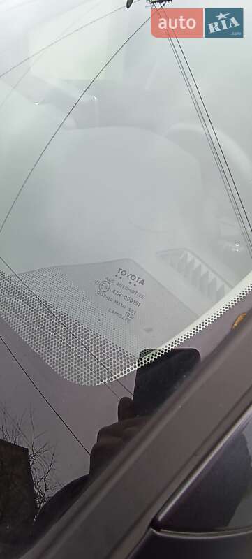 Внедорожник / Кроссовер Toyota RAV4 2021 в Киеве