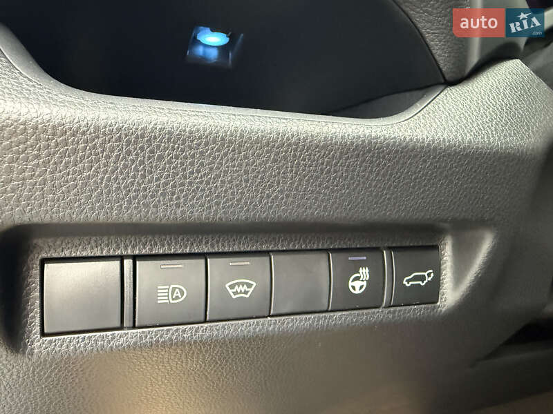 Внедорожник / Кроссовер Toyota RAV4 2022 в Днепре