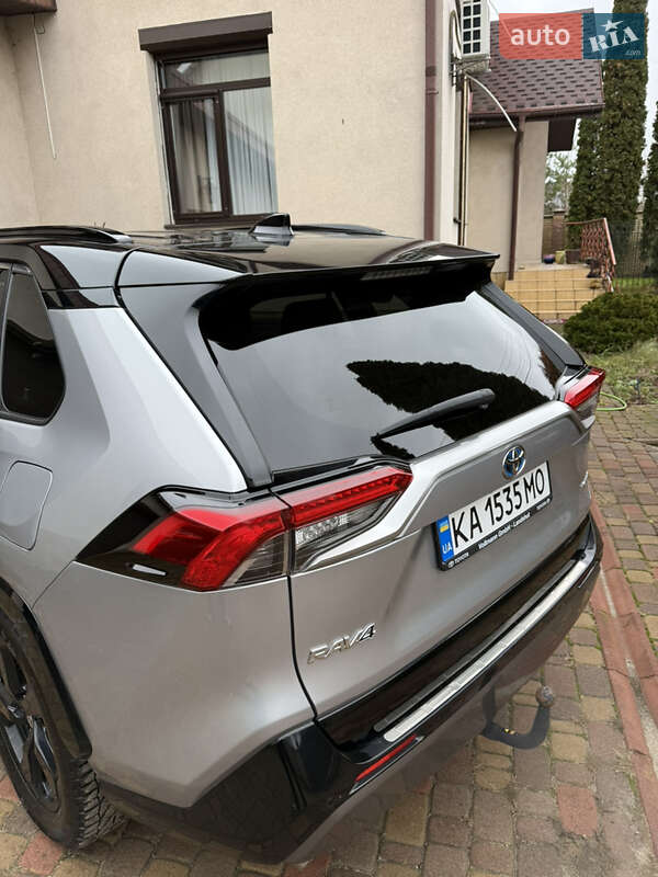 Внедорожник / Кроссовер Toyota RAV4 2019 в Киеве фото 31 Внедорожник / Кроссовер Toyota RAV4 2019 в Киеве