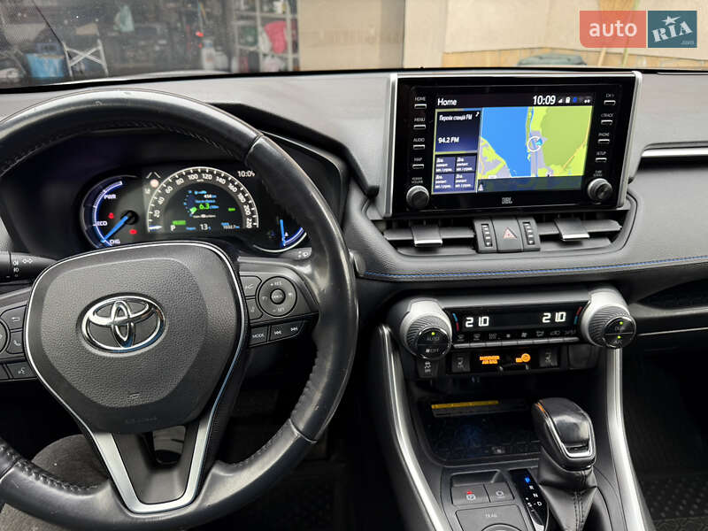Внедорожник / Кроссовер Toyota RAV4 2019 в Киеве фото 36 Внедорожник / Кроссовер Toyota RAV4 2019 в Киеве