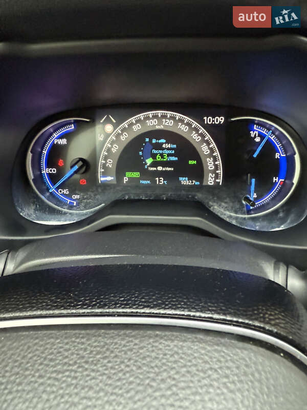 Внедорожник / Кроссовер Toyota RAV4 2019 в Киеве фото 3 Внедорожник / Кроссовер Toyota RAV4 2019 в Киеве