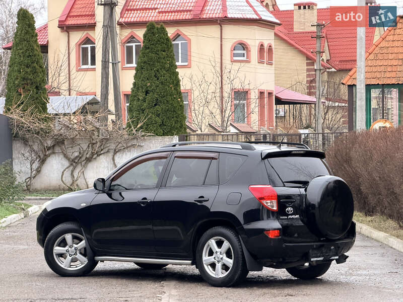 Внедорожник / Кроссовер Toyota RAV4 2007 в Днепре