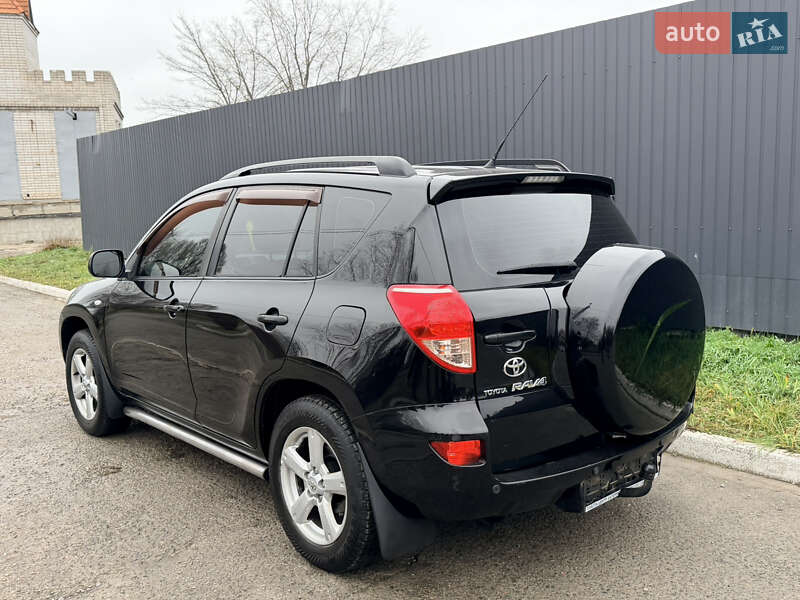 Внедорожник / Кроссовер Toyota RAV4 2007 в Днепре