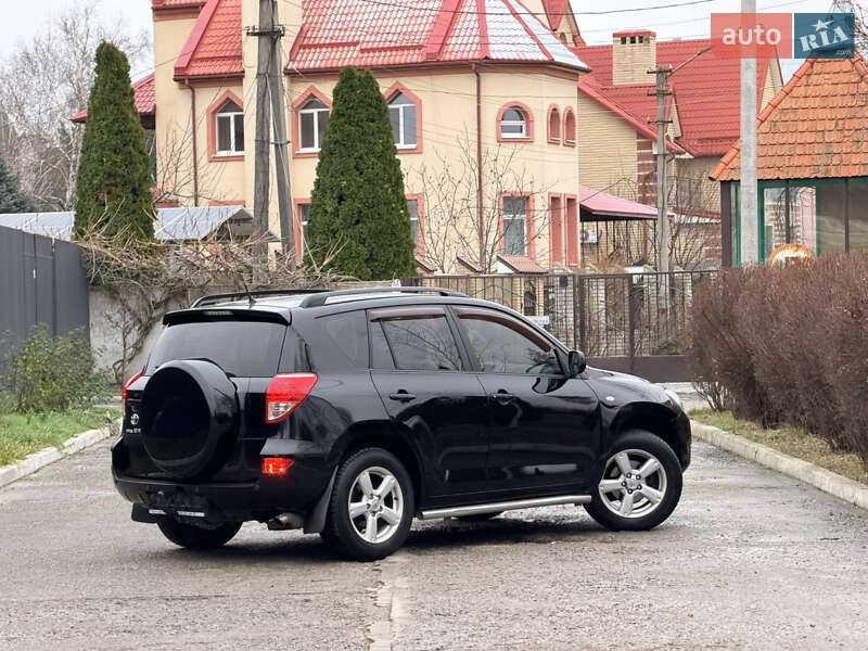 Внедорожник / Кроссовер Toyota RAV4 2007 в Днепре