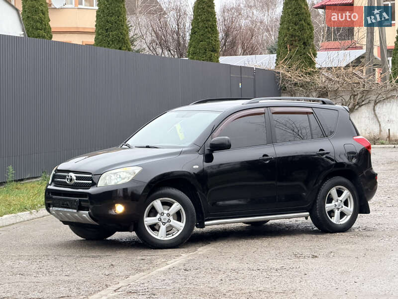Внедорожник / Кроссовер Toyota RAV4 2007 в Днепре
