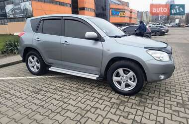 Внедорожник / Кроссовер Toyota RAV4 2007 в Черновцах