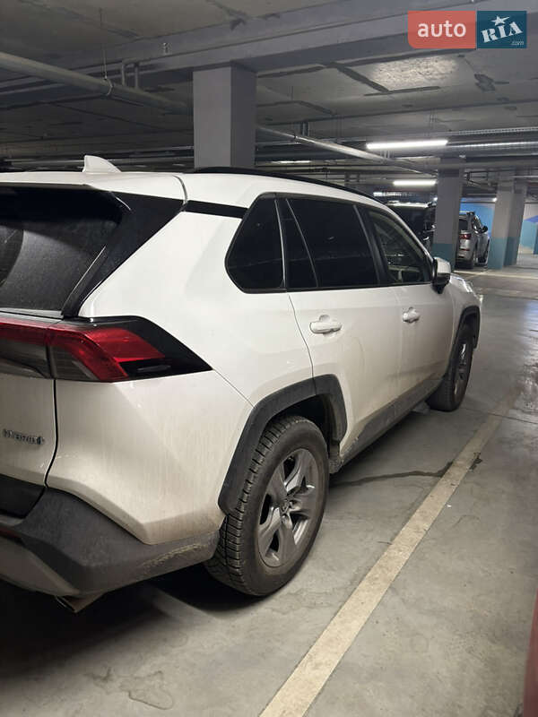 Позашляховик / Кросовер Toyota RAV4 2023 в Львові фото 5 Позашляховик / Кросовер Toyota RAV4 2023 в Львові