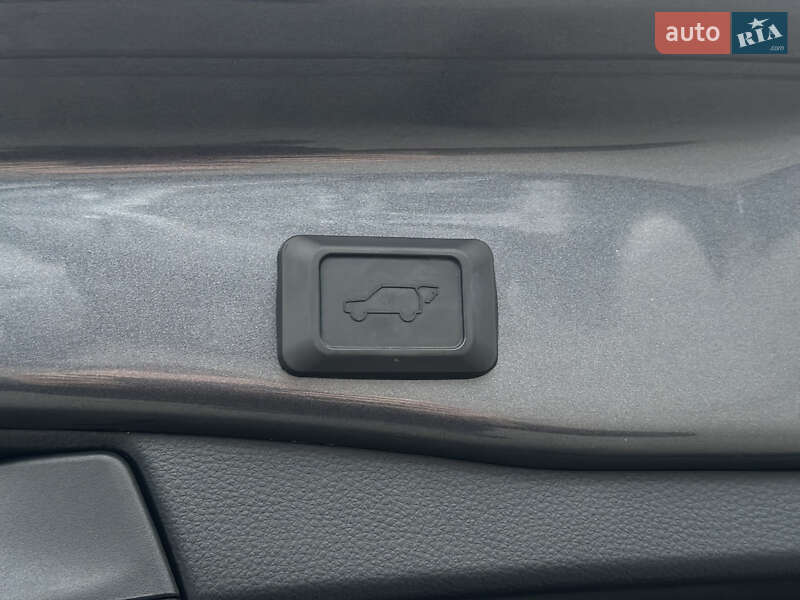 Внедорожник / Кроссовер Toyota RAV4 2021 в Харькове фото 13 Внедорожник / Кроссовер Toyota RAV4 2021 в Харькове