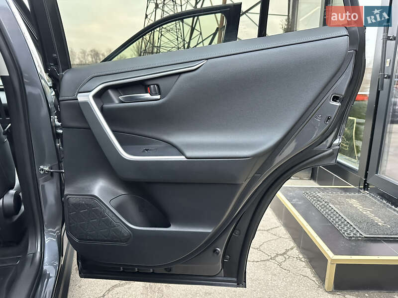 Внедорожник / Кроссовер Toyota RAV4 2021 в Харькове фото 23 Внедорожник / Кроссовер Toyota RAV4 2021 в Харькове