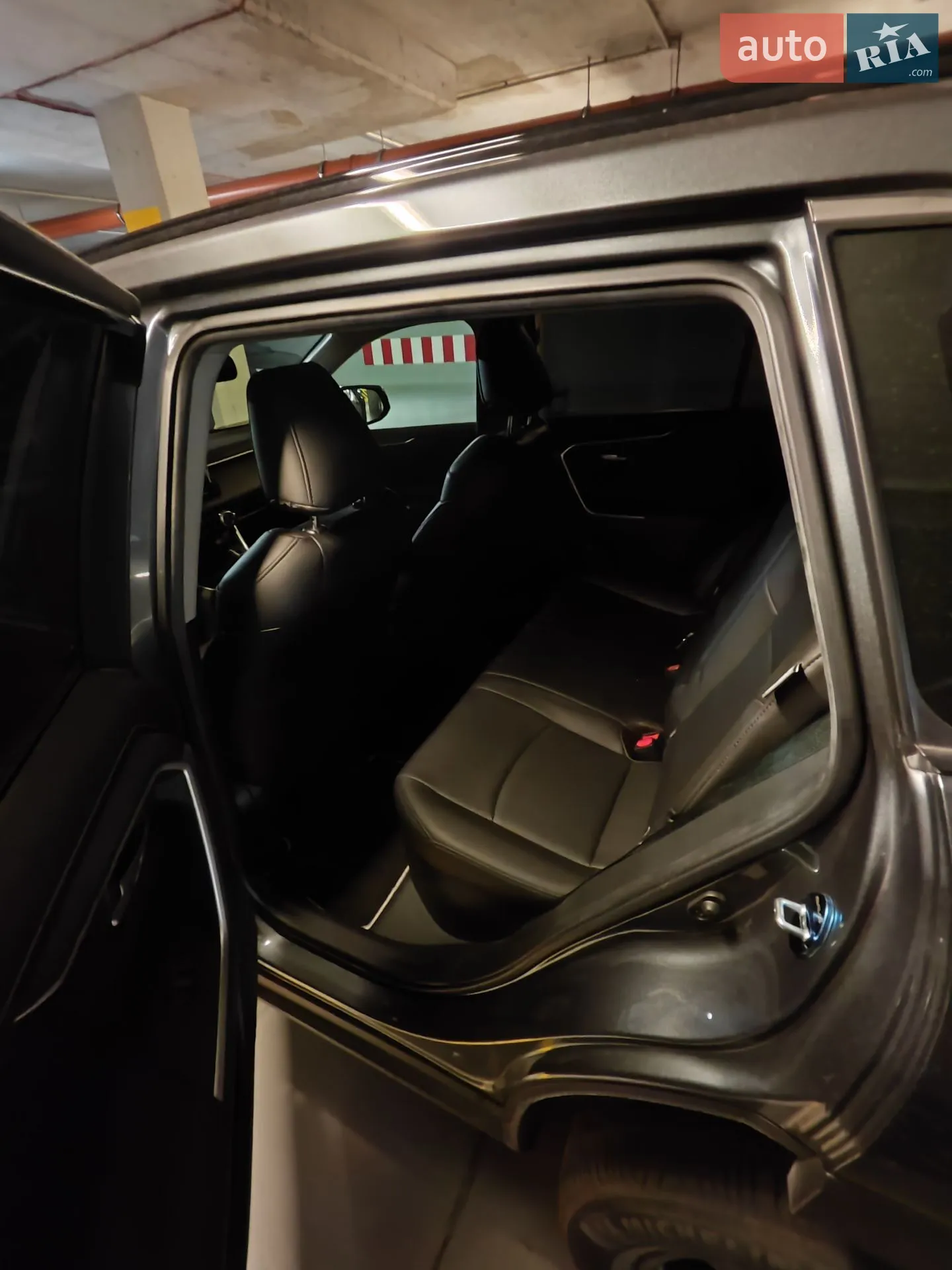 2021 Toyota RAV 4 - мініатюра 17