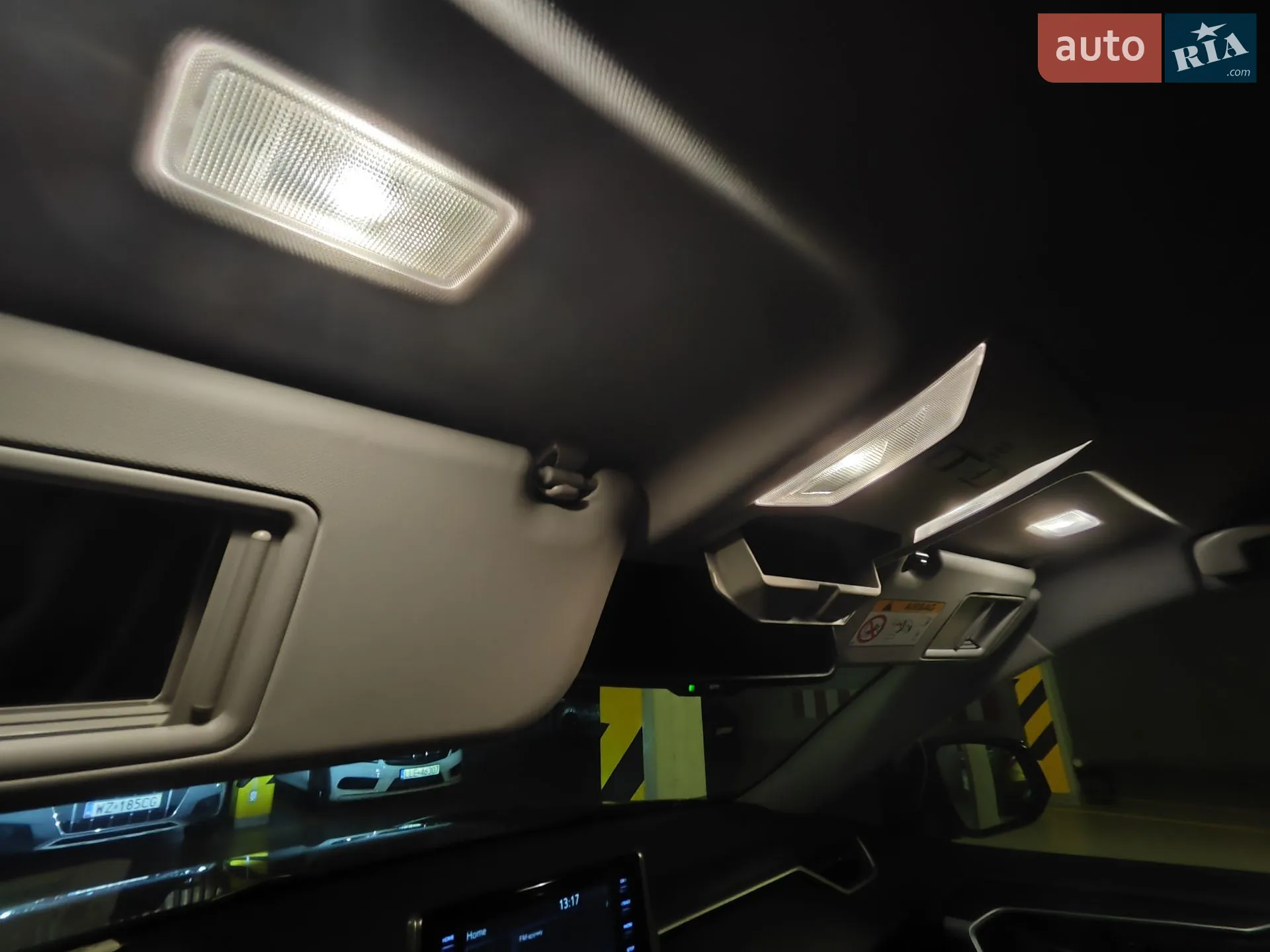 2021 Toyota RAV 4 - мініатюра 21