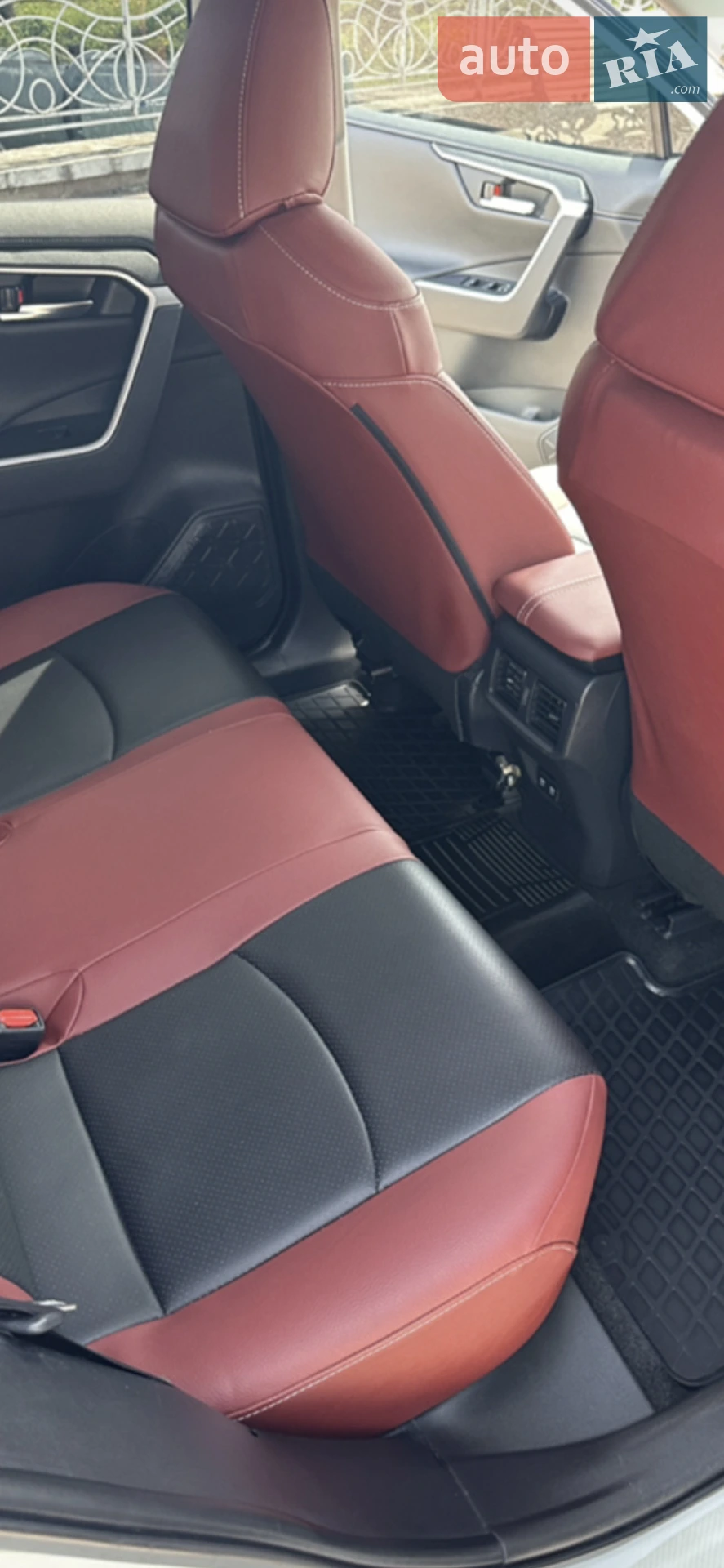 2021 Toyota RAV 4 - мініатюра 8