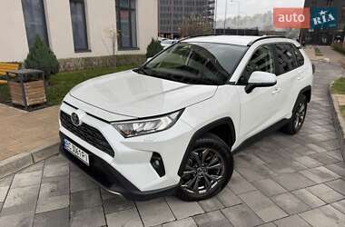 Внедорожник / Кроссовер Toyota RAV4 2023 в Киеве