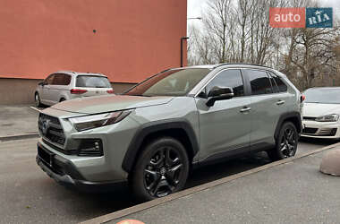 Внедорожник / Кроссовер Toyota RAV4 2022 в Киеве