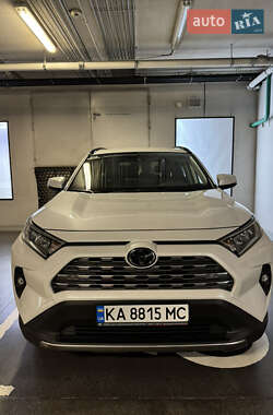Внедорожник / Кроссовер Toyota RAV4 2023 в Киеве