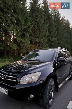 Позашляховик / Кросовер Toyota RAV4 2006 в Кілії