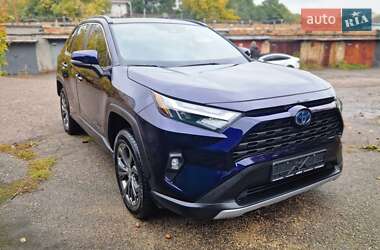Внедорожник / Кроссовер Toyota RAV4 2023 в Киеве