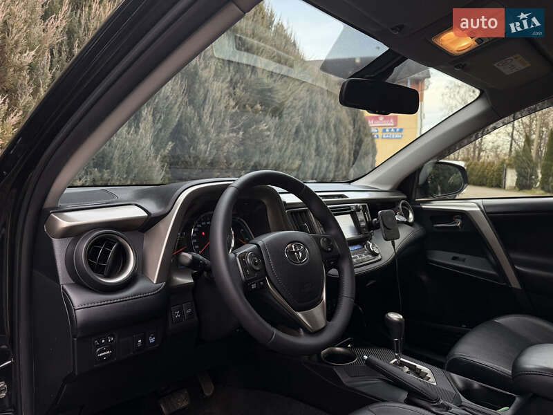 Позашляховик / Кросовер Toyota RAV4 2015 в Самборі фото 27 Позашляховик / Кросовер Toyota RAV4 2015 в Самборі
