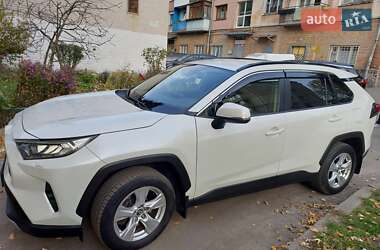 Позашляховик / Кросовер Toyota RAV4 2019 в Києві