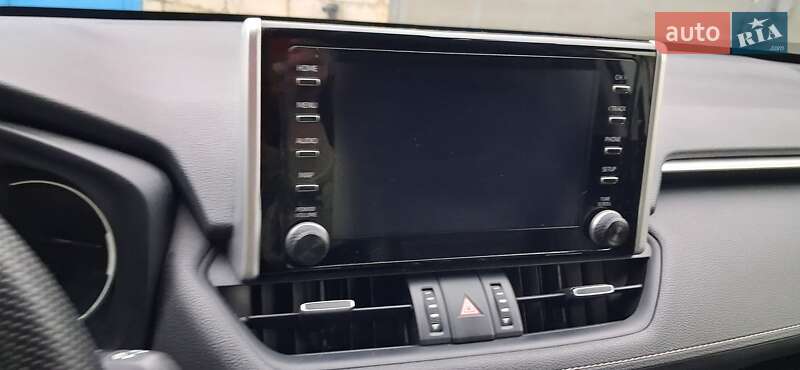 Позашляховик / Кросовер Toyota RAV4 2019 в Києві