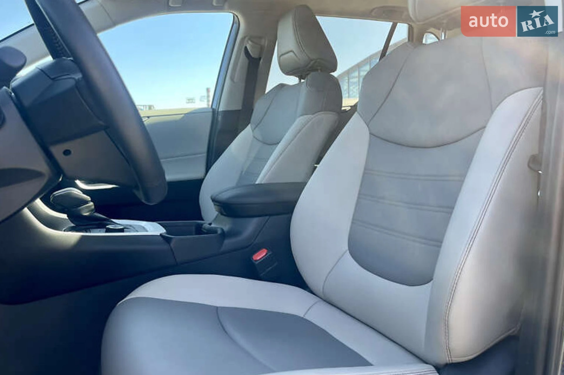 2021 Toyota RAV 4 - мініатюра 12