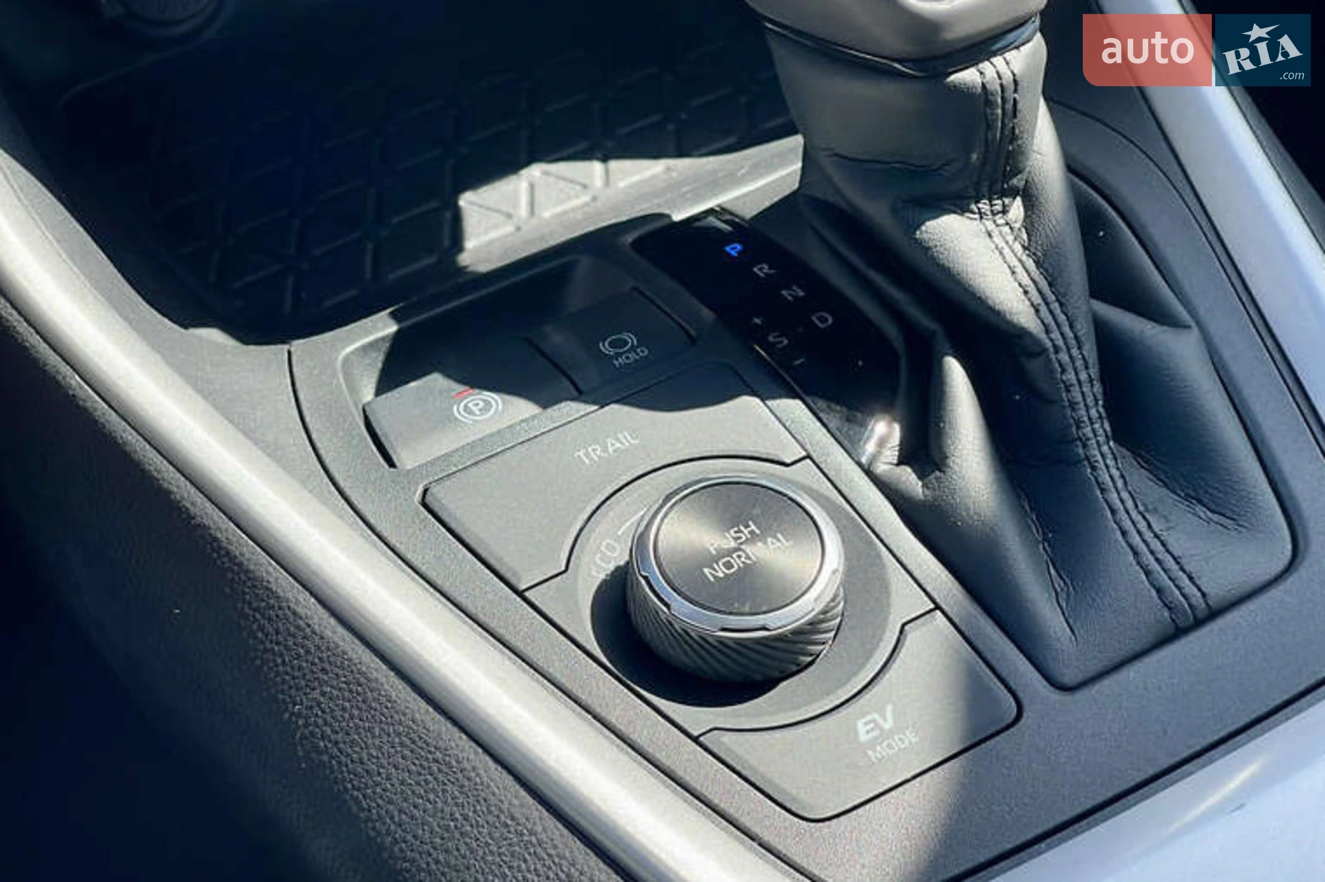 2021 Toyota RAV 4 - мініатюра 19