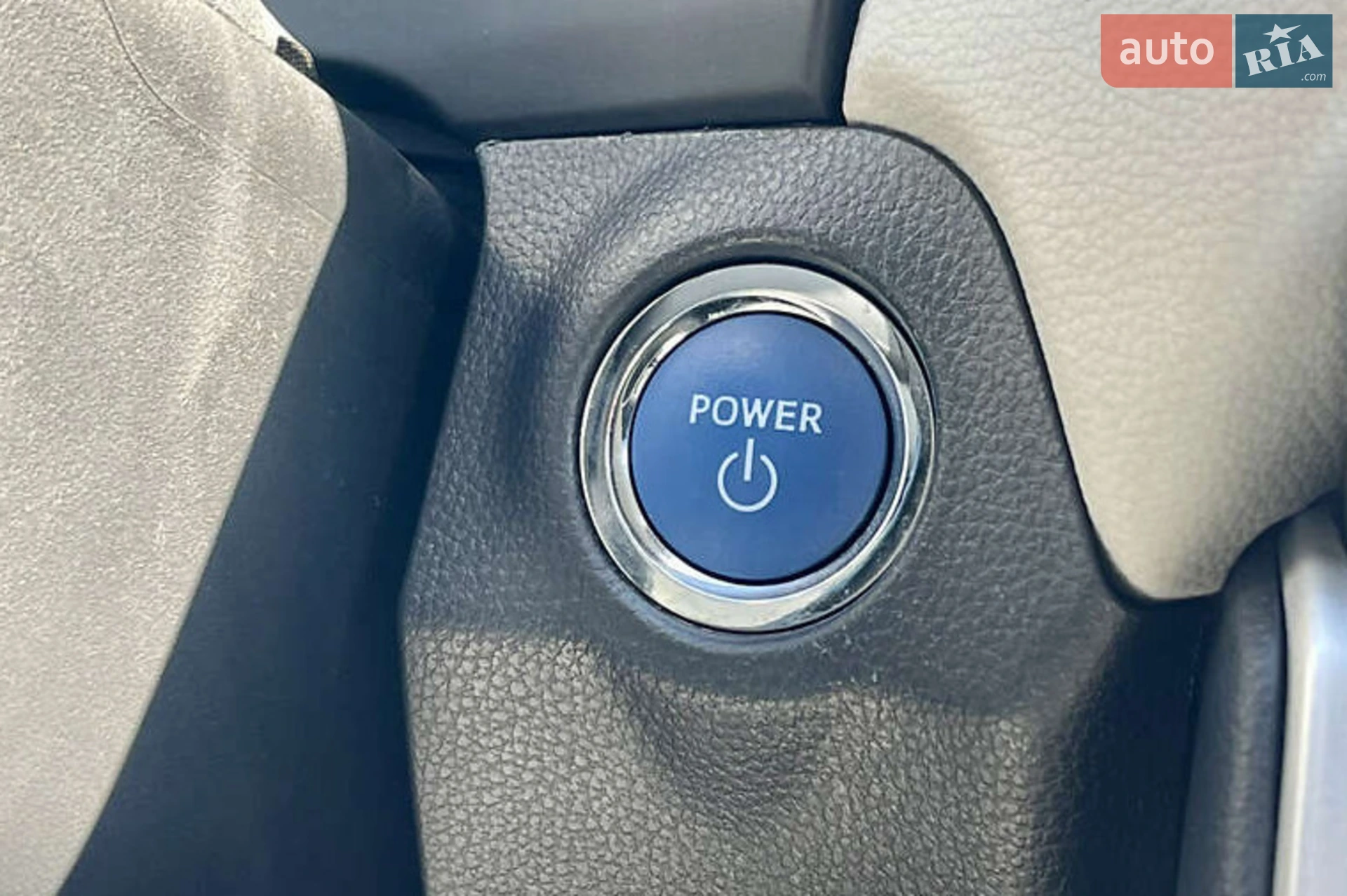 2021 Toyota RAV 4 - мініатюра 18