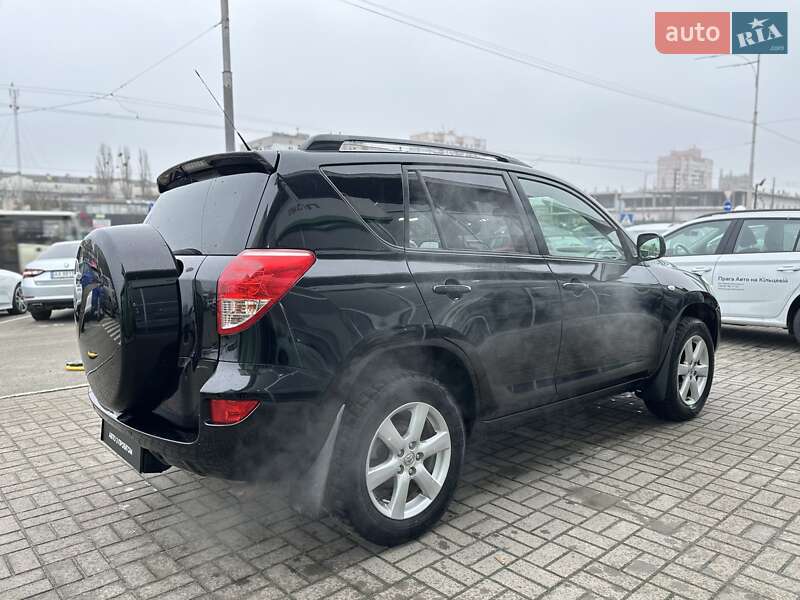 Позашляховик / Кросовер Toyota RAV4 2008 в Києві