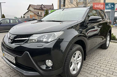Внедорожник / Кроссовер Toyota RAV4 2013 в Виннице